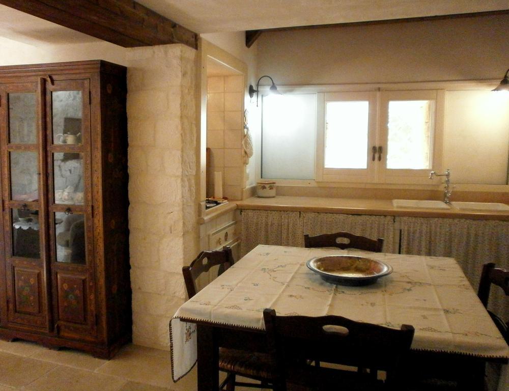 Trullo Villa Giuliana Con Giardino Posizione Panoramica Free Wifi Ostuni Habitación foto